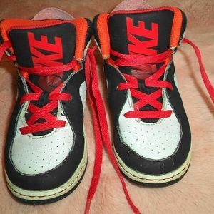 NIKE COURT INVADER GS SNEAKERS GREY/ORANGE TODDLER SHOES GIRLS BOYS SIZE 10C